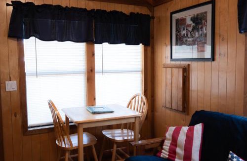 Mead House | Lakeview Cedar Cabin - Uncle Sams Cabin - 3