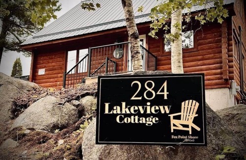 Mill Cove House | Lakeview Cottage