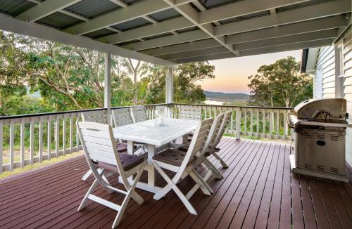 Mooloolah Valley House | Lakeview Cottage in Mooloolah Valley