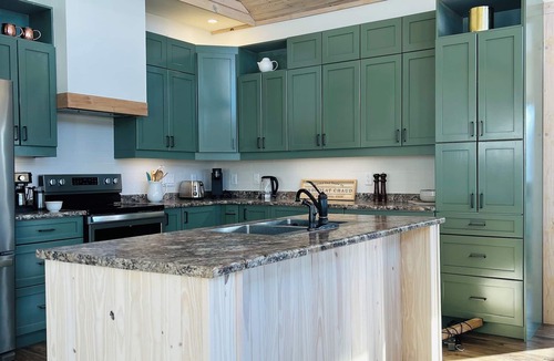 Erickson Cabin | Lakeview Cottage Minutes from Clear Lake