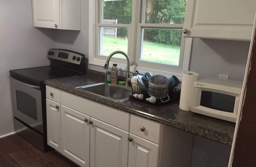 Lakeside Resort | Lakeview Cottage with Dock, Kayaks