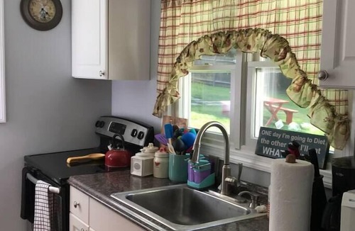 Lakeside Resort | Lakeview Cottage with Dock, Kayaks