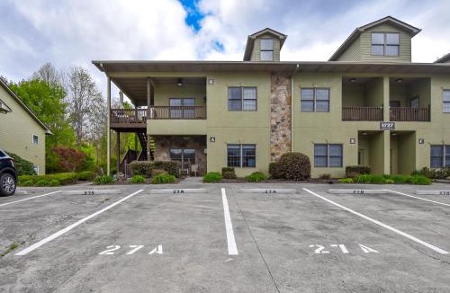 Young Harris Apartment | Lakeview Dreams