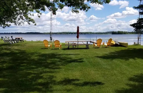 Bobcaygeon House | Lakeview Estates Lakehouse On The Water