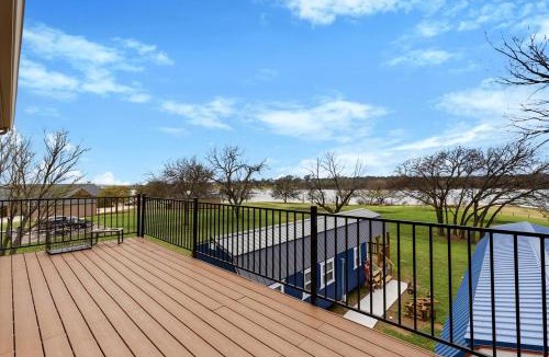 Little Elm House | Lakeview Game Loft Retreat with Private Beach Access near Little Elm Beach, Little Elm, Texas
