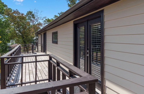 Indian Shores House | Lakeview Getaway