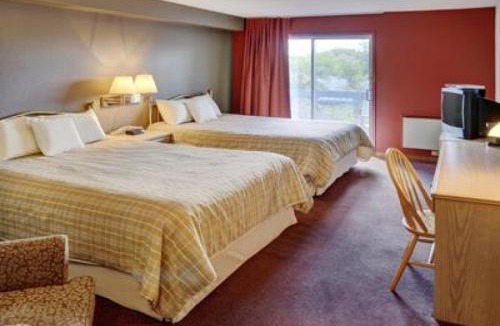 Gimli Resort | Lakeview Gimli Resort