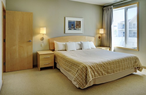 Gimli Hotel | Lakeview Gimli Resort & Conference