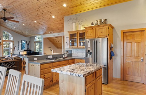 Ridgewood House | Lakeview Grandeur | Luxury With Lake Views