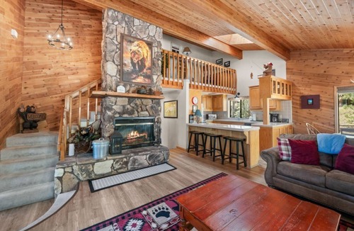 Big Bear Lake Cabin | Lakeview Haven- Luxury Retreat