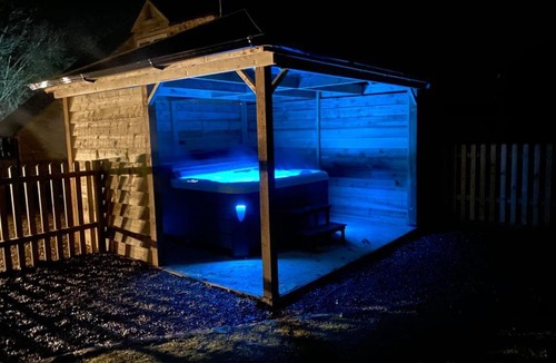 Fairford House | Lakeview Holidays