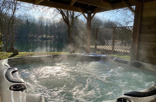 Fairford House | Lakeview Holidays