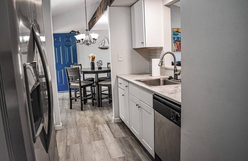 Lake of the Ozarks House | Lakeview home in Margaritaville resort area. Grill