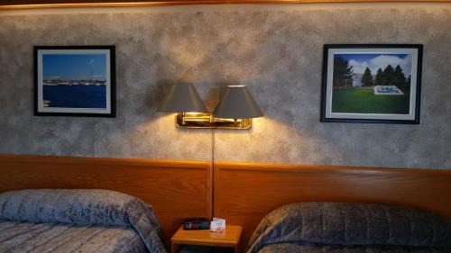 Blind River Hotel | Lakeview Inn