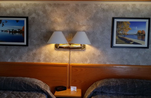 Blind River Hotel | Lakeview Inn