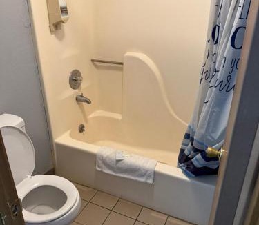 Branson West Hotel | Lakeview Inn