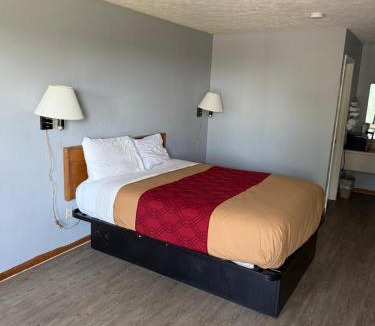 Branson West Hotel | Lakeview Inn