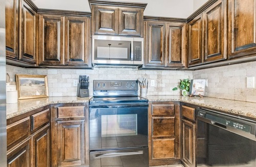 Moore House | Lakeview Landing – A Place to Feel at Home