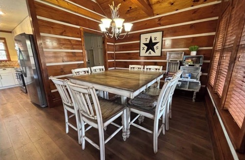 Lake Whitney Cabin | Lakeview Livin' Cozy Cabin - Hot Tub, Game Room, Fire Pit in charming Whitney