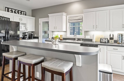 Bolton Landing House | Lakeview Lodge