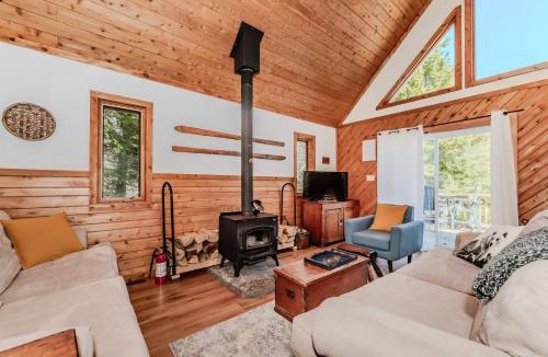 Tobermory House | Lakeview Loft A-Frame Escape Tobermory With AC