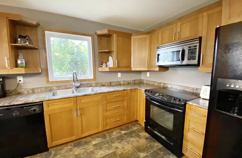 Falcon Lake Ski Chalet | Lakeview Luxury at "The Lookout"