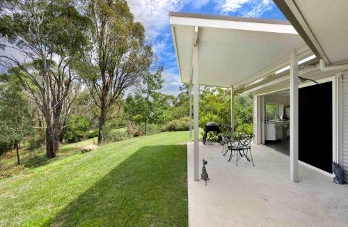 Canobolas Bed & Breakfast | Lakeview Luxury Retreat