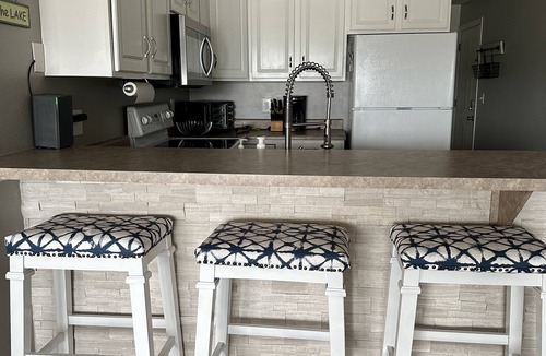 Camdenton Condo | Lakeview Luxury: Stunning 2 Bed, 2 Bath Condo with Breathtaking Lake Views