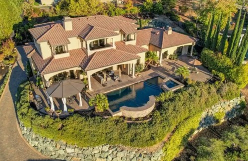 El Dorado Hills Villa | Lakeview Luxury: Pool—Spa—Fire Pit + 7BR Villa