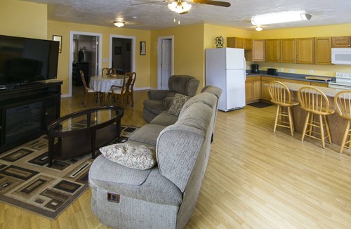 Massena Hotel | Lakeview Motel and Apartments
