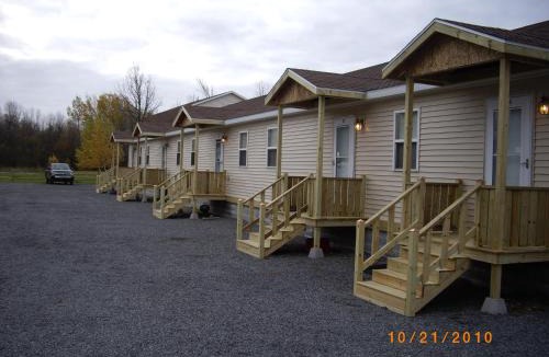 Massena Hotel | Lakeview Motel & Apartments