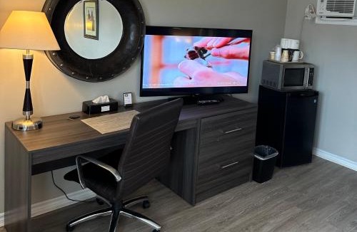 Kincardine Hotel | Lakeview Motel & Cottage