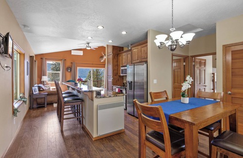 Bayview House | Lakeview Mountaintop