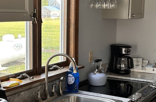 Wilson House | Lakeview Ontario Cottage