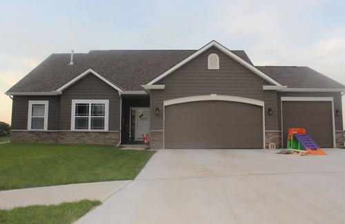 Jefferson House | Lakeview Open Concept Family Home-Great for Kids!