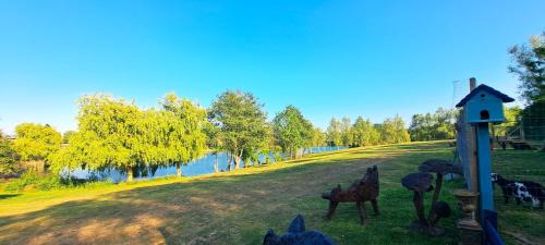 Beckingham Other | Lakeview Petting Pod