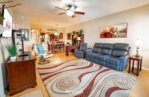 Highland Lake Estates Apartment | Lakeview & Pool View on an Island with Sauna & Spa