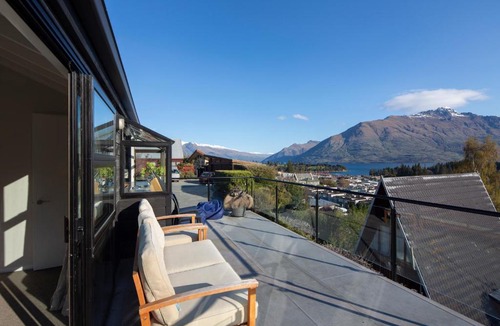 Queenstown City Centre House | Lakeview Queenstown