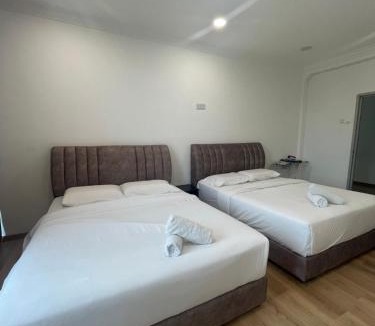 Temerloh House | Lakeview Resort