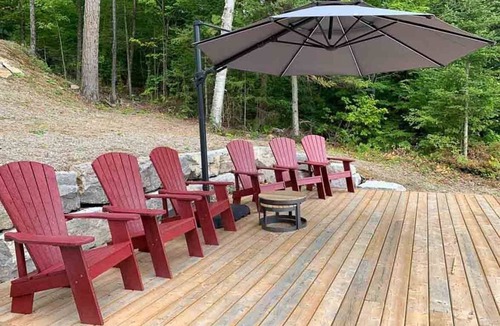 Trent Lakes Cottage | Lakeview Retreat - Three Bedroom Cottage, Sleeps 6