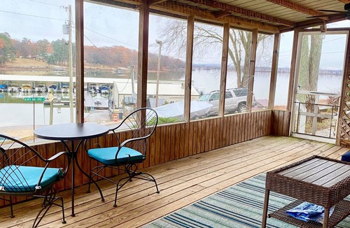 Camden House | Lakeview Retreat
