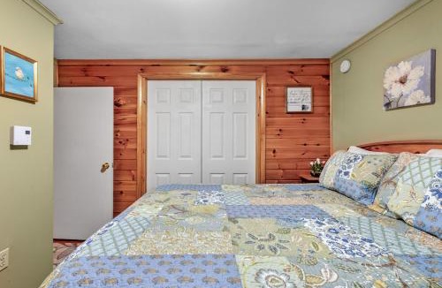 Lakeville House | Lakeview Retreat