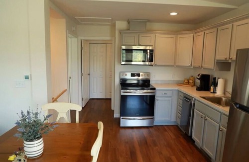 Millerton House | Lakeview Retreat Near Finger Lakes!