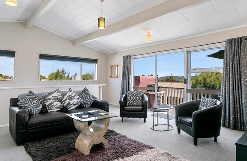 Richmond Heights Apartment | Lakeview's On Richmond