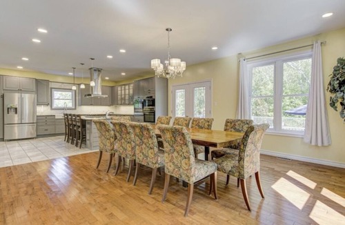 Saint-Anicet House | Lakeview Serenity