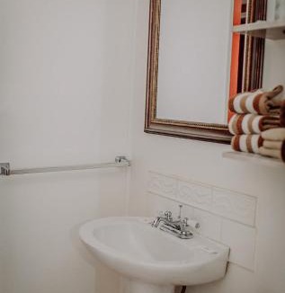 Lewiston Cabin | Lakeview Terrace Resort