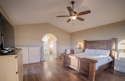 Sonora Villa | Lakeview Villa | With Stunning Views