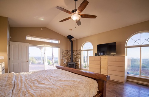Sonora Villa | Lakeview Villa | With Stunning Views