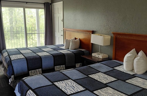 Lake St Louis Hotel | LAKEVIEWINN