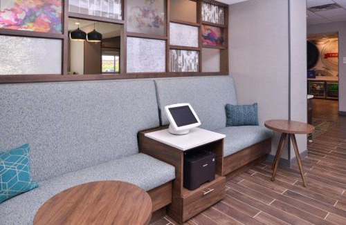 Lakeville Hotel | Lakeville Inn